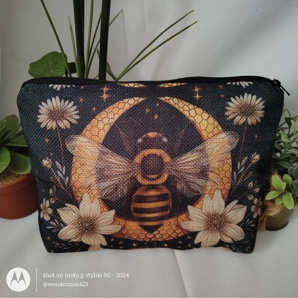 NWT Bee Design Black and Gold Women's Bag